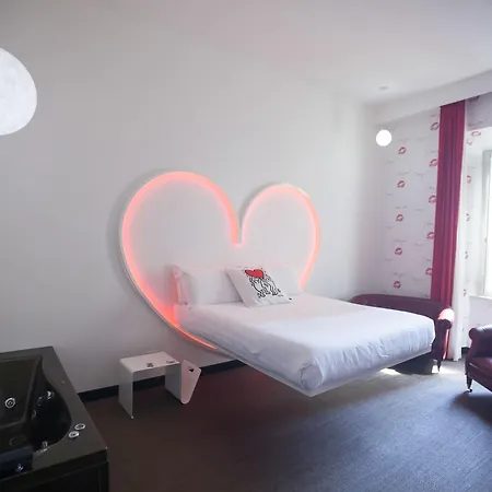 Irooms Campo Dei Fiori Affittacamere 4*