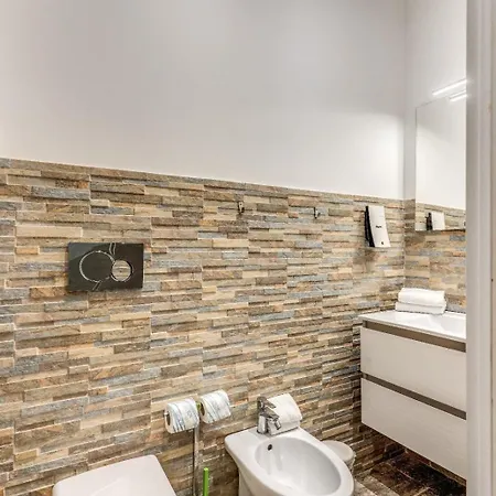 Πανσιόν Magenta Campo Dei Fiori 4*