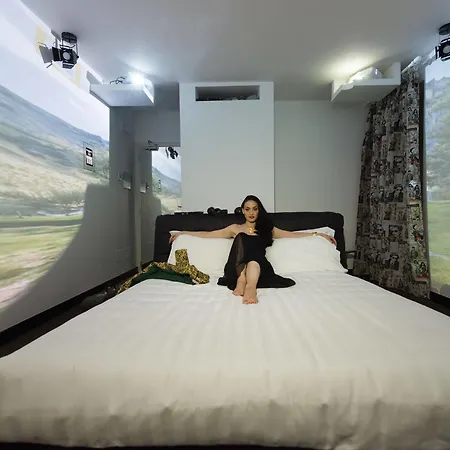 Irooms Campo Dei Fiori Affittacamere 4*