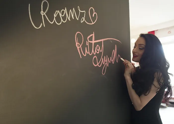 招待所 Magenta Campo Dei Fiori 4*